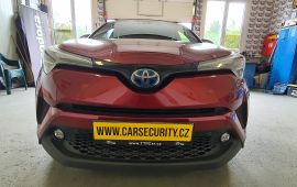 Toyota C-HR Hybrid montáž autoalarmu Pandora MINI